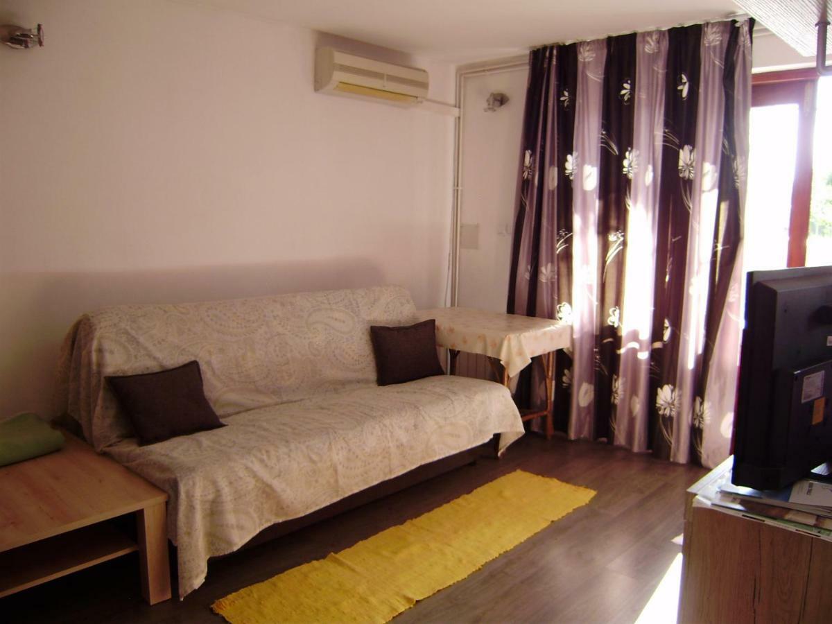 Apartment Carmen Cavle Екстер'єр фото